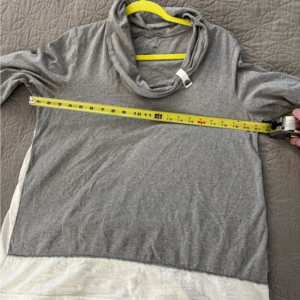 Neon Buddha mixed media pullover with buttons - Picture 5 of 6